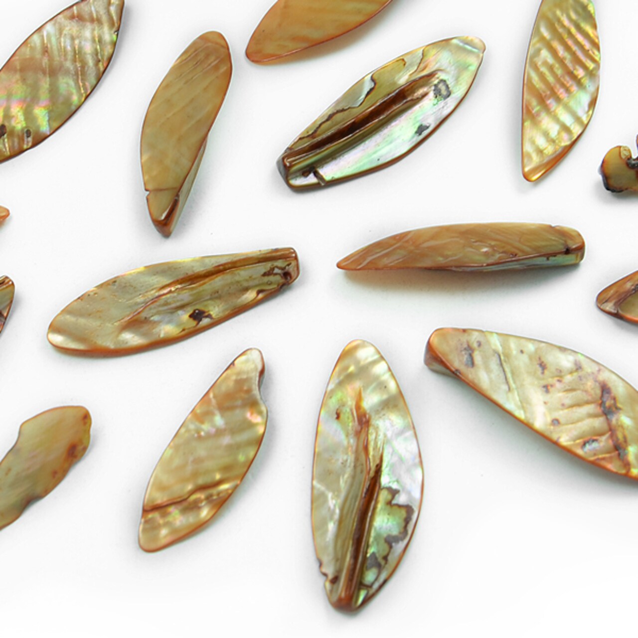 Sea Shell Hand Crafted Leaf Shape 14 Beads (15 x 45mm) - Beige